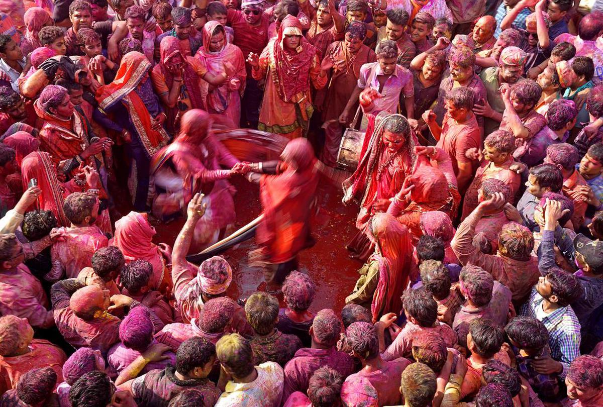Image of People, Crowd etc.