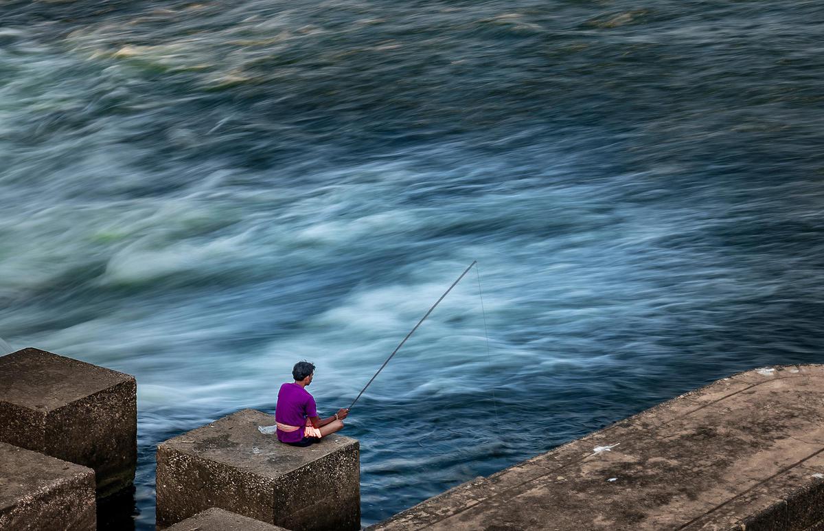 Image of Water, Fishing rod, Angling, Sky, Fishing, Rock fishing etc.