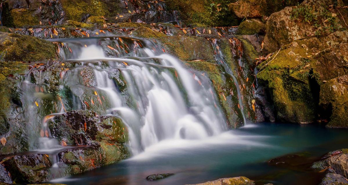 Image of Waterfall, Body of water, Natural landscape, Nature, Water resources, Water etc.