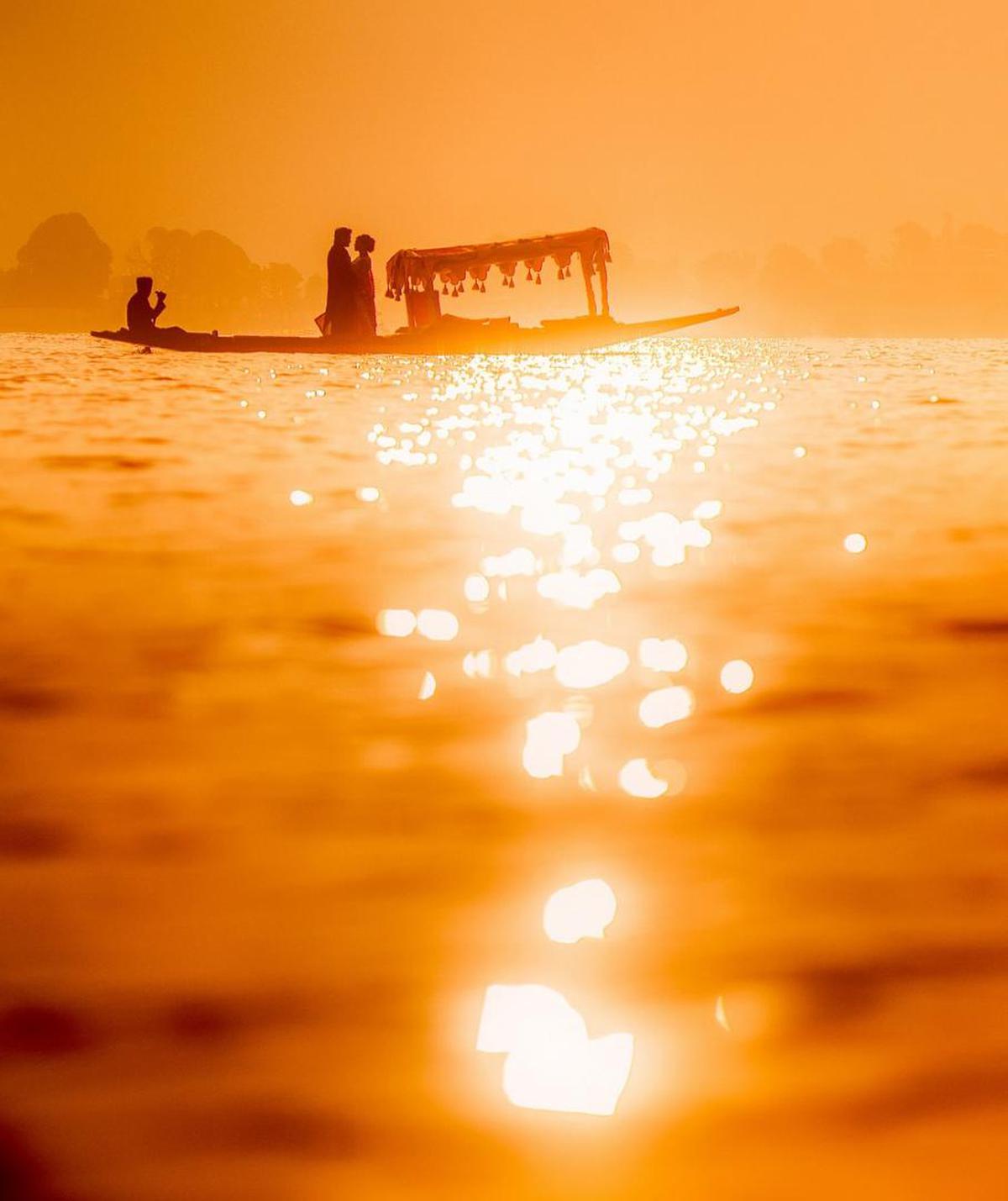 Image of Sky, Horizon, Orange, Calm, Sun, Yellow etc.