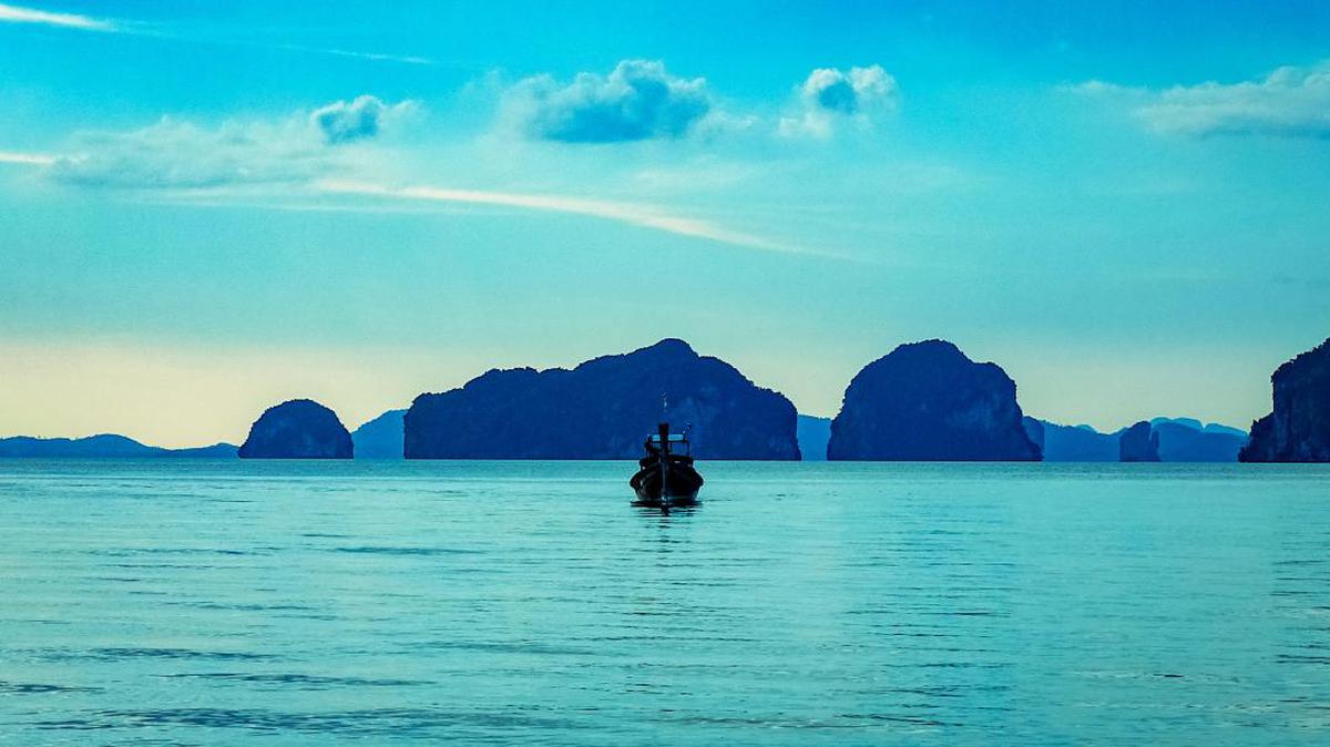 Image of Nature, Sky, Natural landscape, Sea, Ocean, Body of water etc.