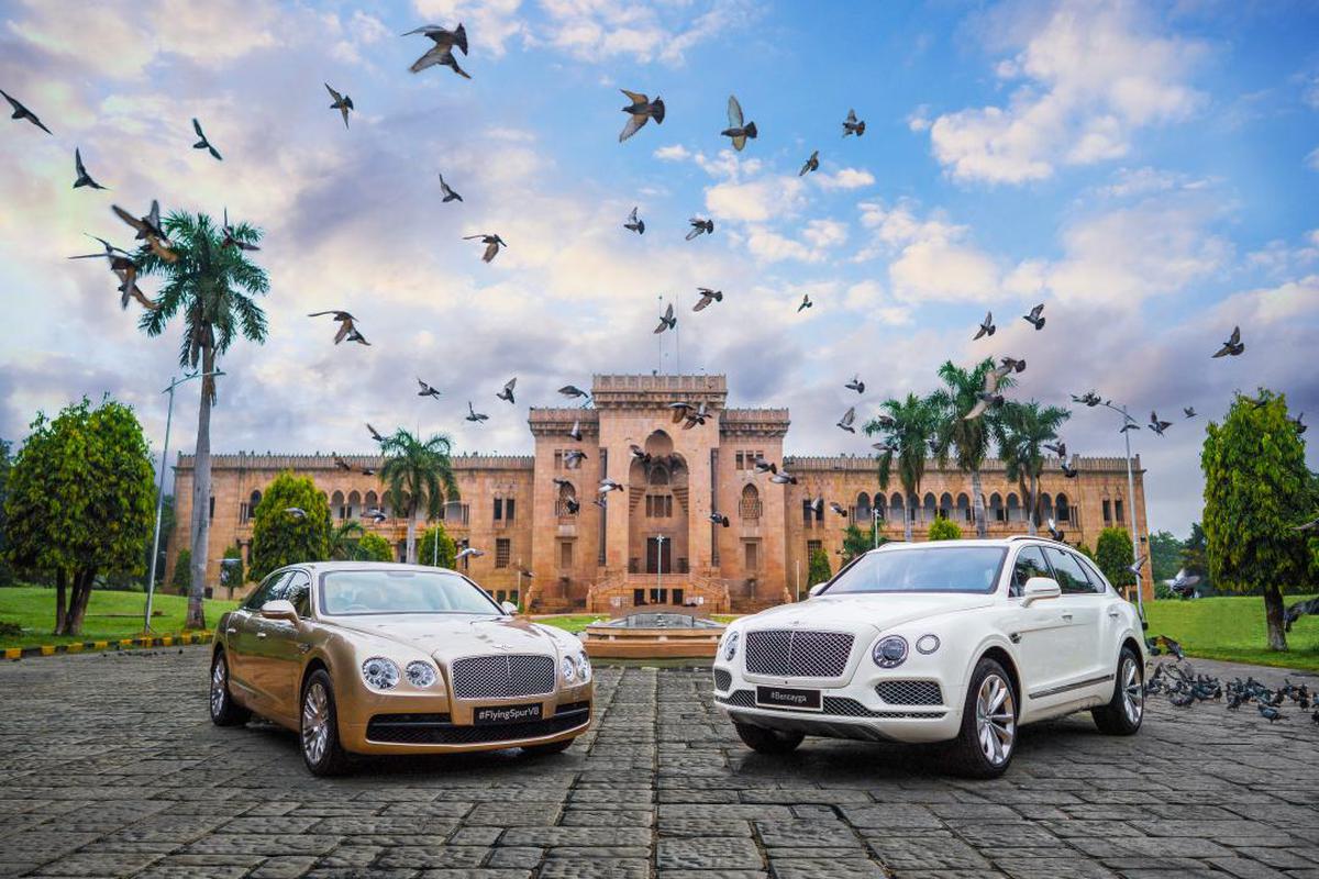 Image of Land vehicle, Vehicle, Car, Luxury vehicle, Bentley, Bentley mulsanne etc.