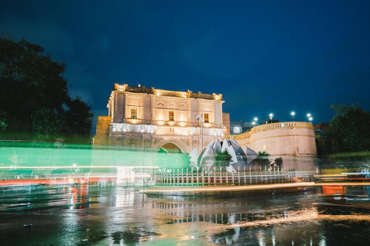 Image of Water, Landmark, Night, Fountain, Architecture, Sky etc.
