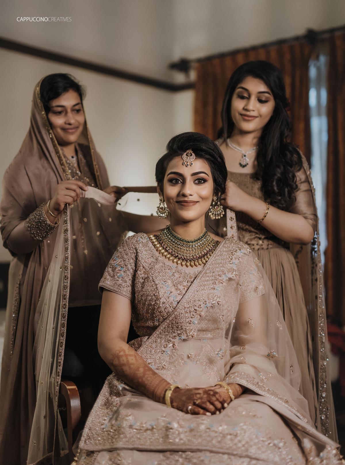Image of Sari etc.