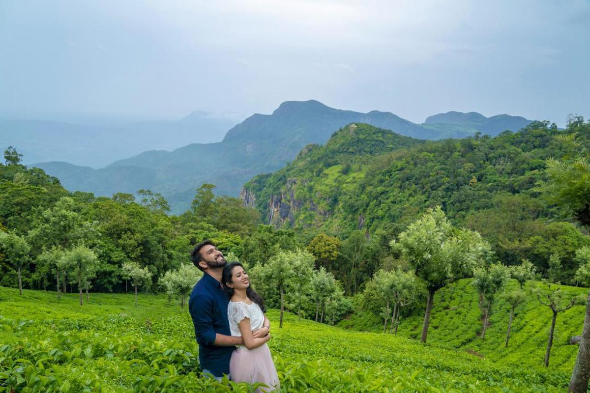 Image of People in nature, Hill station, Vegetation, Highland, Natural landscape, Mountain etc.