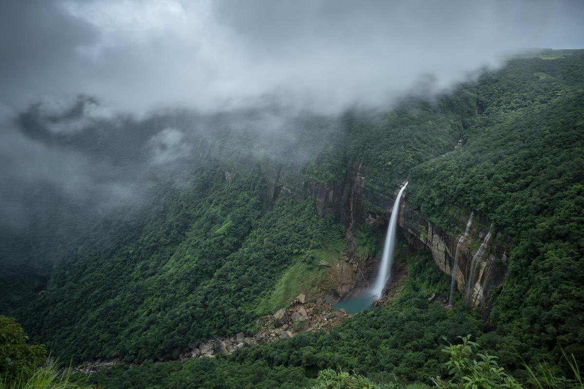 Image of Nature, Water, Natural landscape, Highland, Vegetation, Hill station etc.