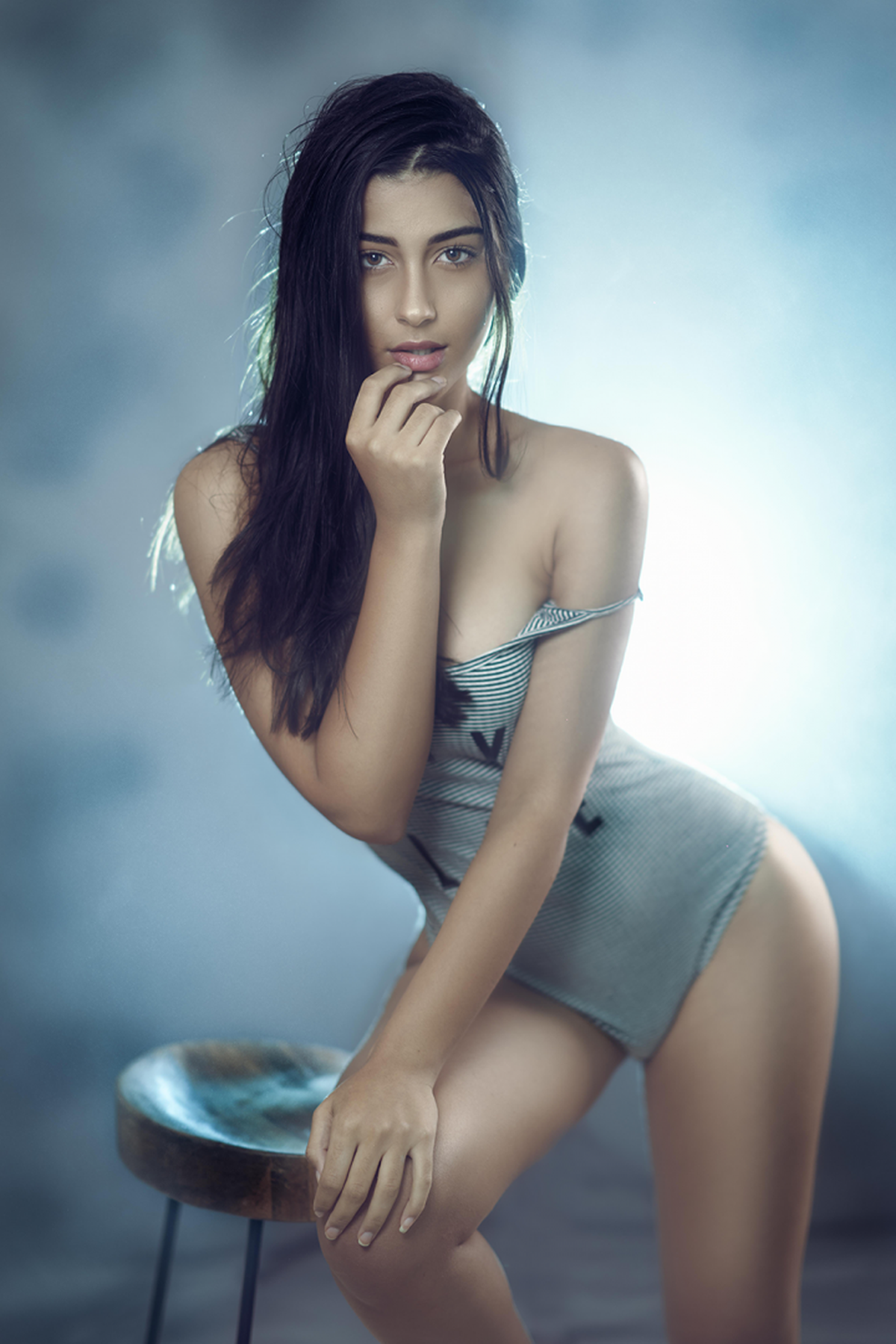 Image of Model, Clothing, Beauty, Skin, Human leg, Lip etc.