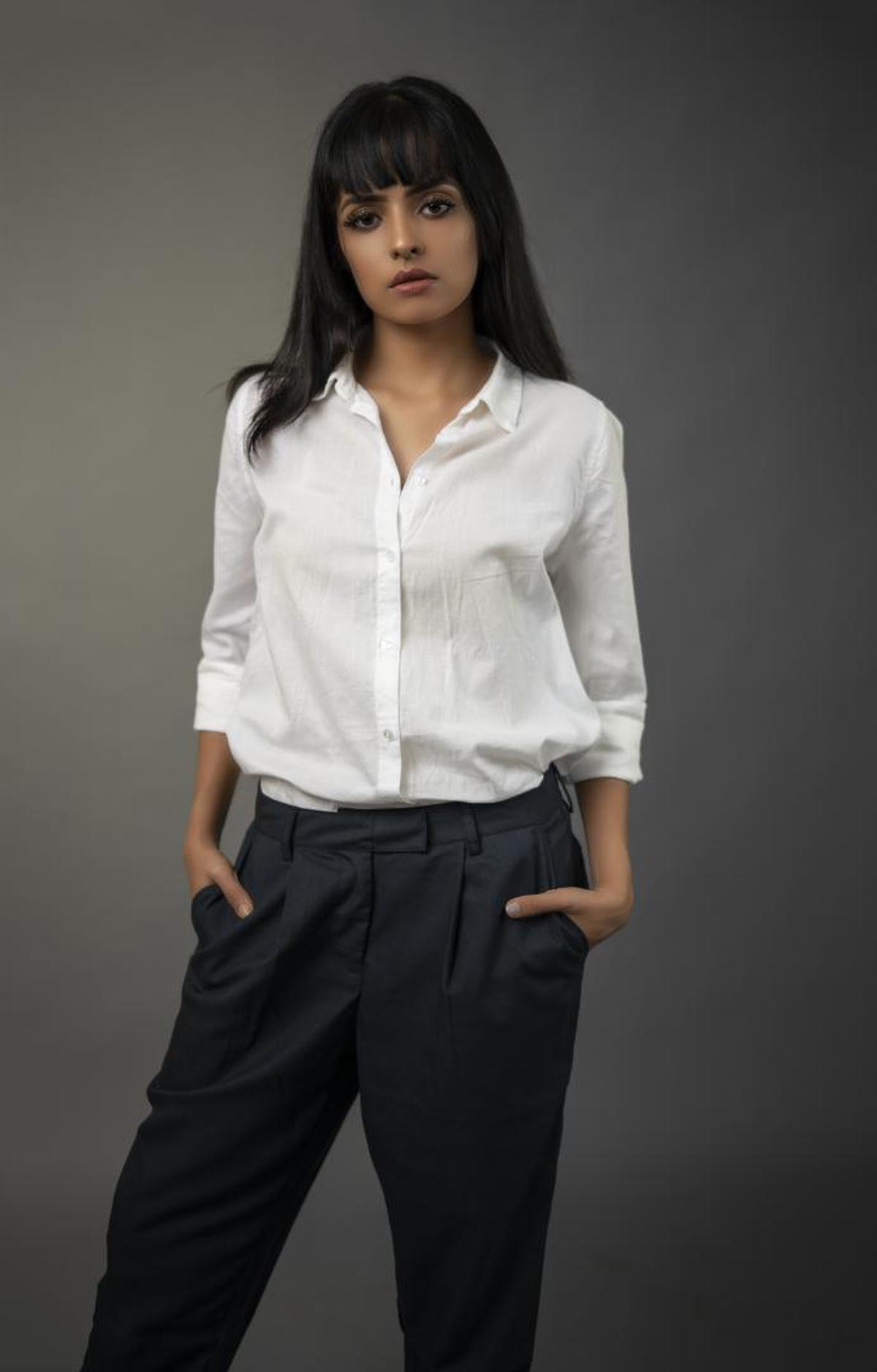 Image of Clothing, White, Shirt, Formal wear, Dress shirt, Sleeve etc.