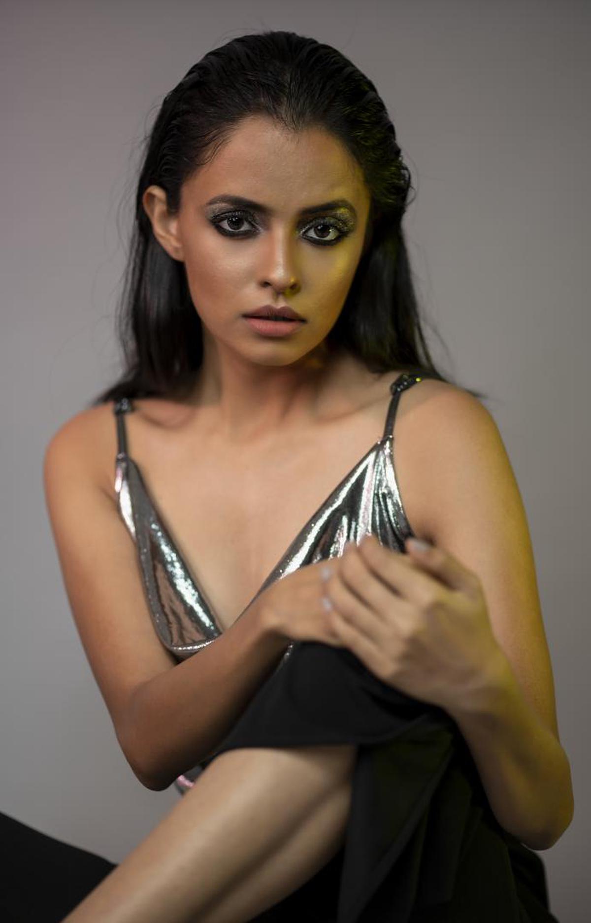 Image of Hair, Face, Photo shoot, Beauty, Lady, Model etc.