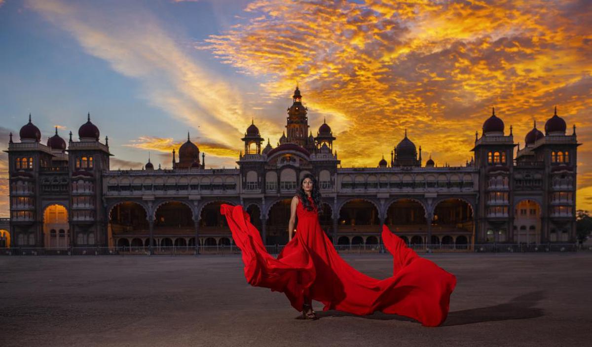 Image of Red, Sky, Morning etc.